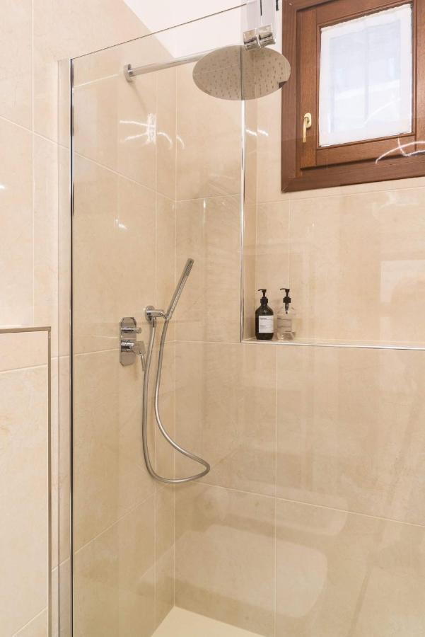 Just Urban Stays - Castello 5067 Boutique Apartment البندقية المظهر الخارجي الصورة