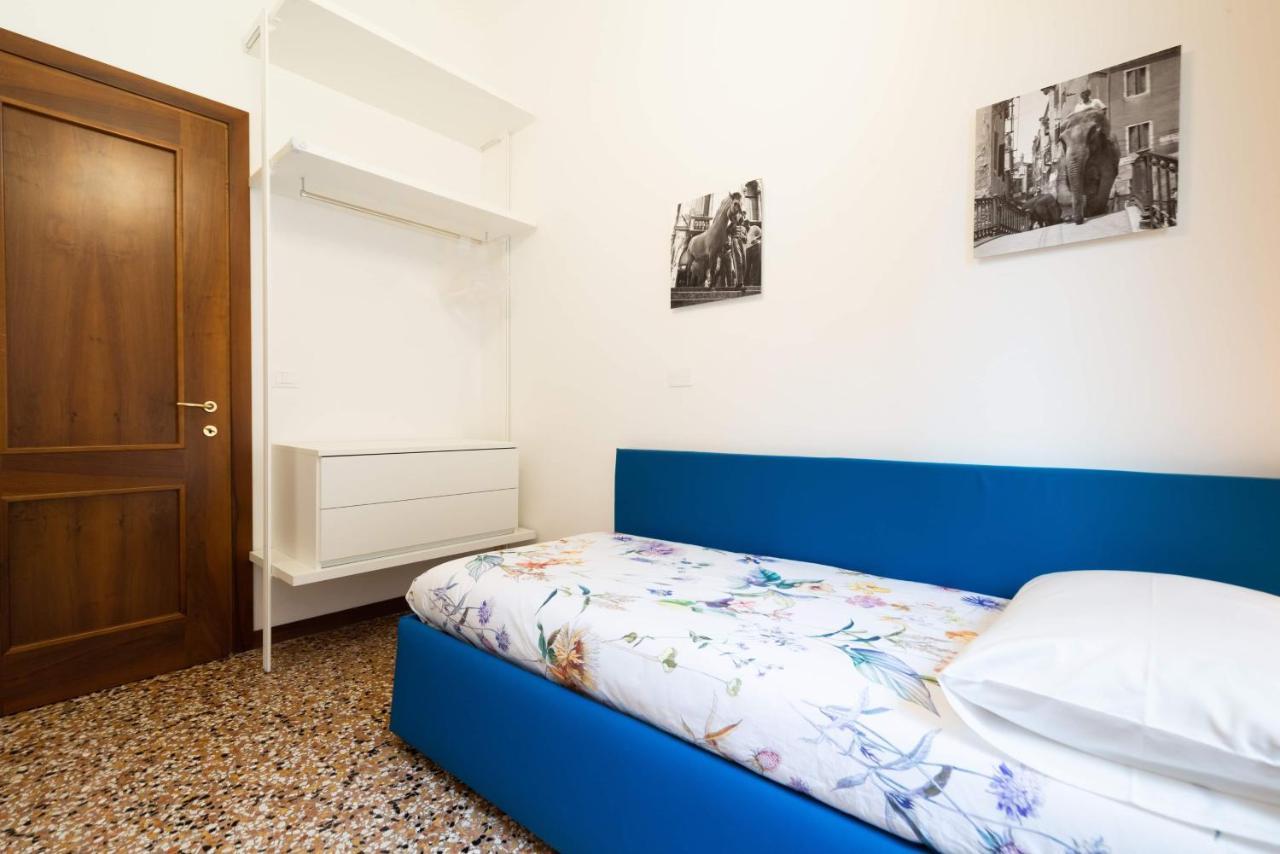Just Urban Stays - Castello 5067 Boutique Apartment البندقية المظهر الخارجي الصورة